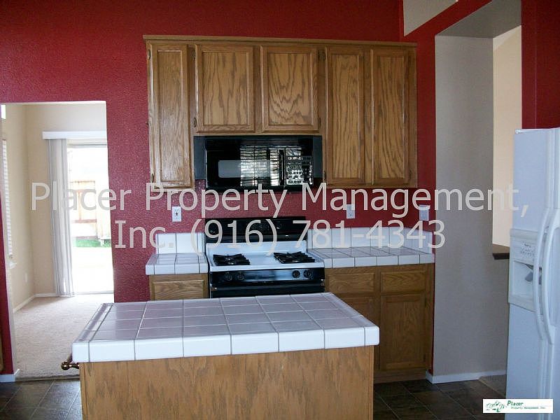 1st image of 8016 Velvet Glen Ct