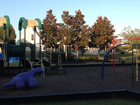 2nd image of 3009 Weybridge Dr