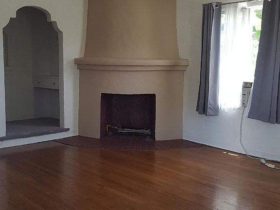 5th image of 8206 Blackburn Ave