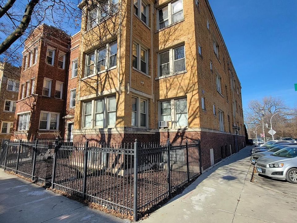 1st image of 4838 N Sacramento Ave APT 2S