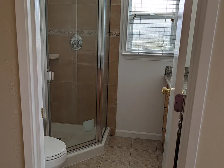 2112 Rockhurst Ct — Photo 5
