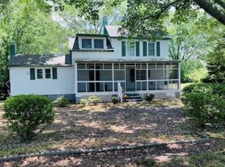 35503 Davis Wharf Rd, Belle Haven, VA 23306