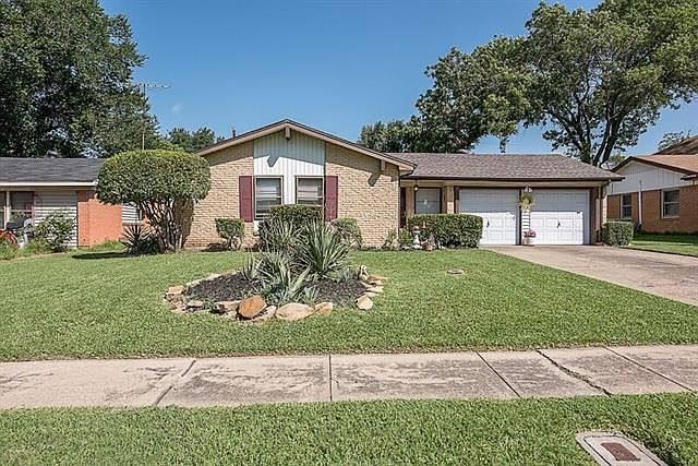 1st image of 3253 Santiago Dr
