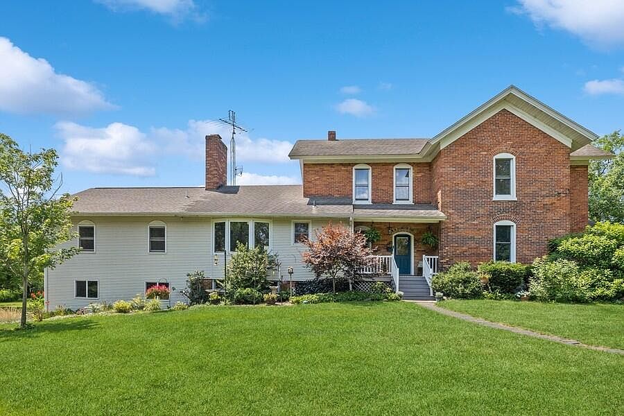 11044 Cleveland Ave, Baroda, MI 49101 Zillow