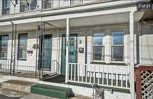 19 Railroad Ave Photo 1