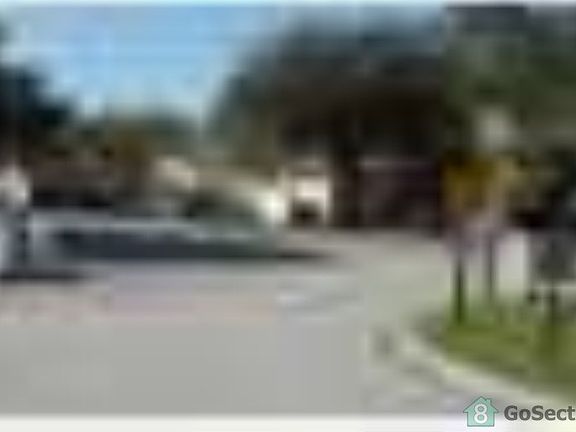3rd image of 3934 NW 88th Ter