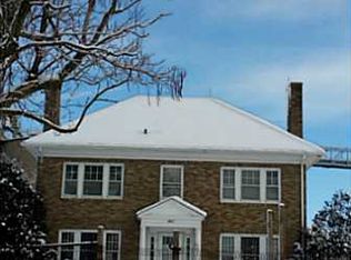 1017 Rockford Rd SW, Cedar Rapids, IA 52404