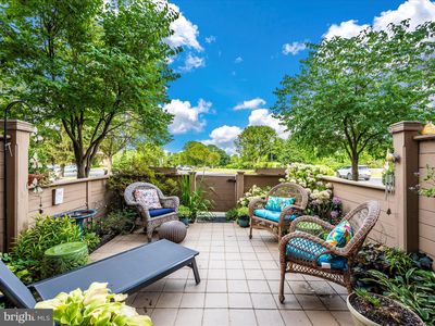 104 Mercer Ct APT 11-2B, Frederick, MD, 21701
