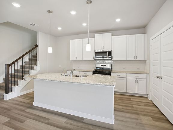 The Summerfield floorplan at Central Park Square.