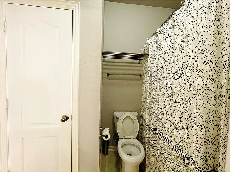 40 Emerald Pond Dr — Photo 26