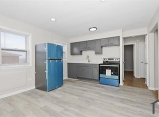 2830 W 87th St, Chicago, IL