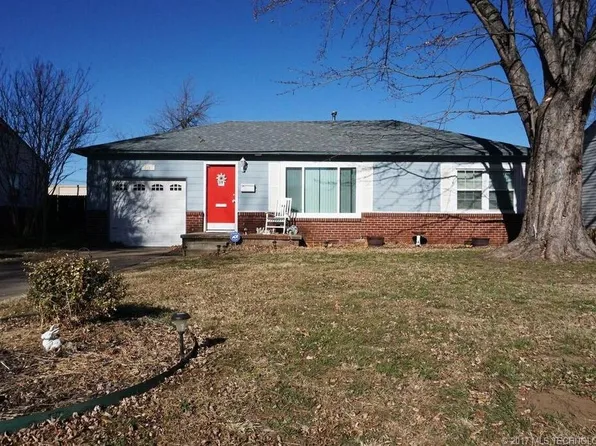 1421 E 52nd St S, Tulsa, OK 74105