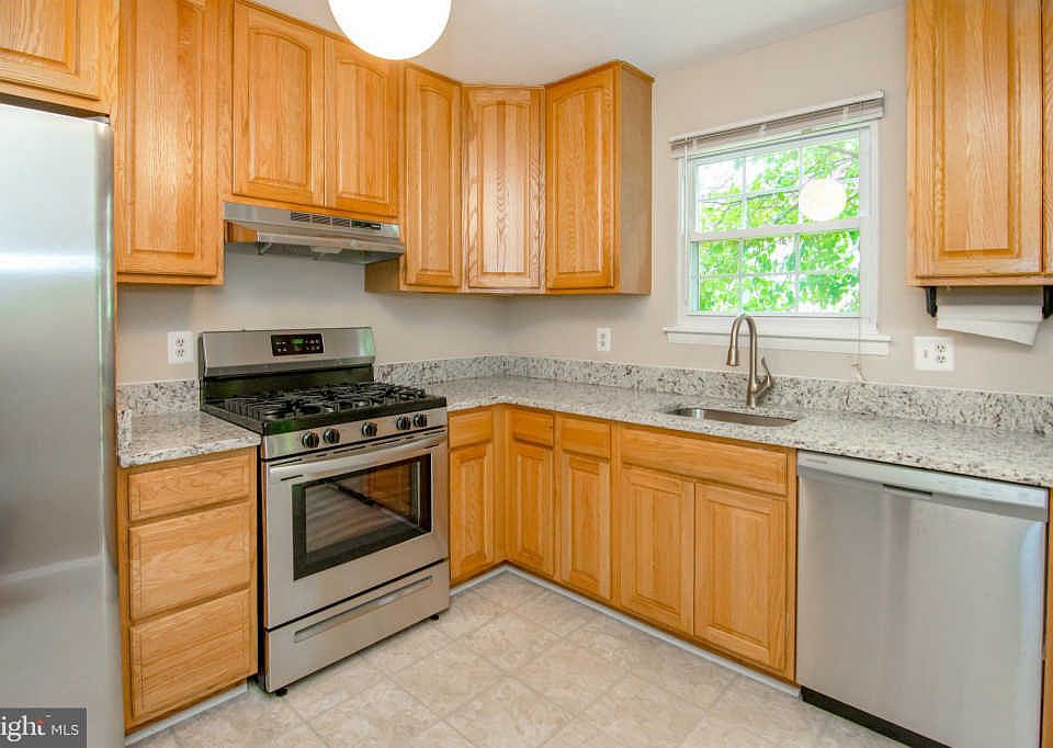 1st image of 230 Keith Ct