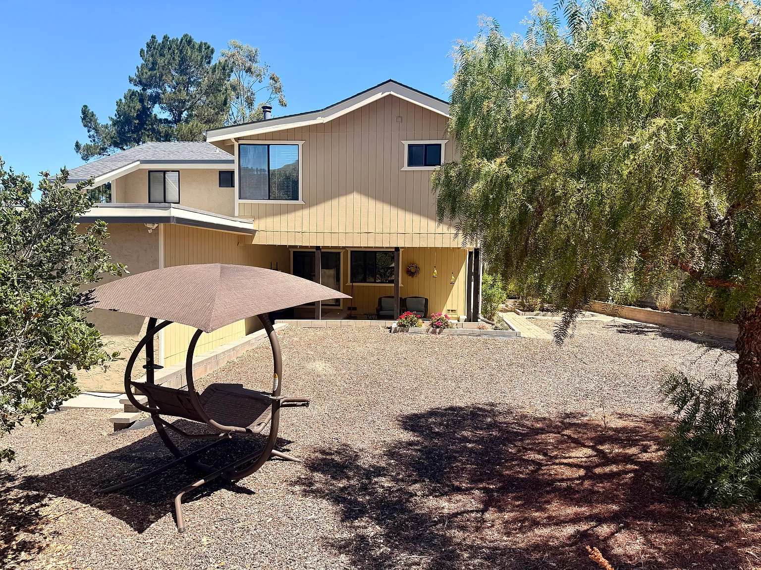 3 bed, 2.5 bath, 2186 sqft, $5,300 — Photo 3
