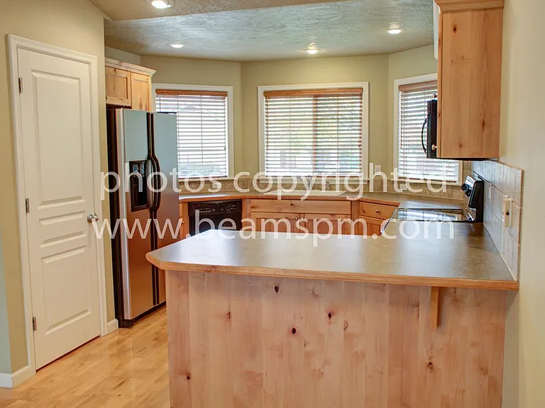 3888 N Park Crossing Ave — Photo 6