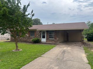 4703 Parkland Dr, Texarkana, AR 71854