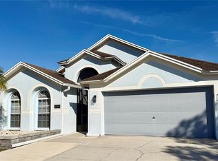 6838 Runner Oak Dr, Wesley Chapel, FL 33545