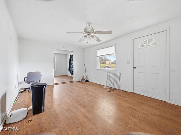 5th image of 106 Butter & Egg Rd