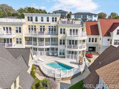 333 Cottage Ln Unit 103, Grand Haven, MI, 49417