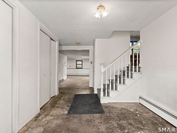 4th image of 107 Bayview Circle