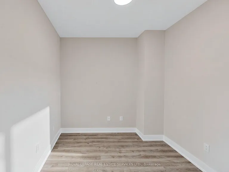 25 Cordova Ave #1210 — Photo 16