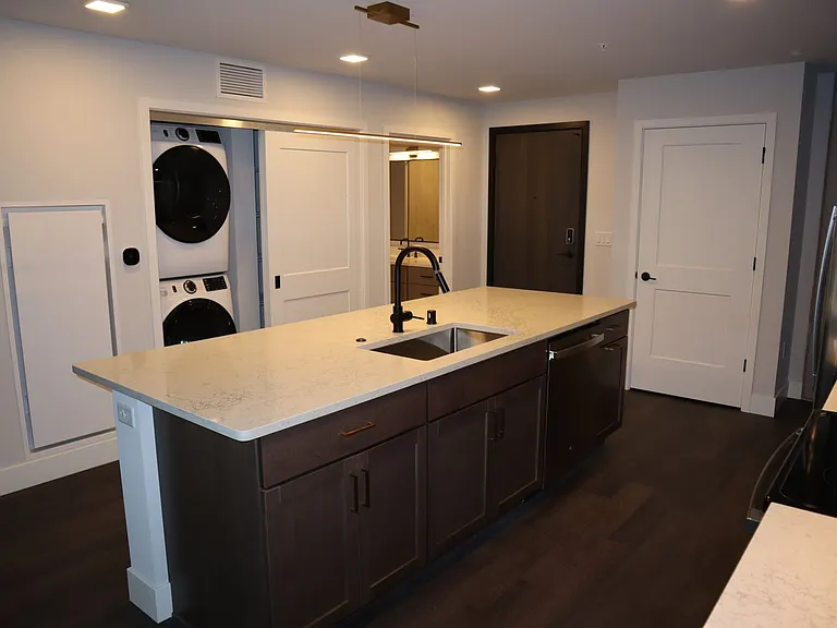 The Adria 179 W. Wilson St. — Photo 65