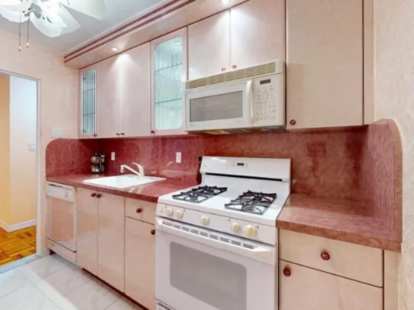 1311 Brightwater Avenue image 7 of 18