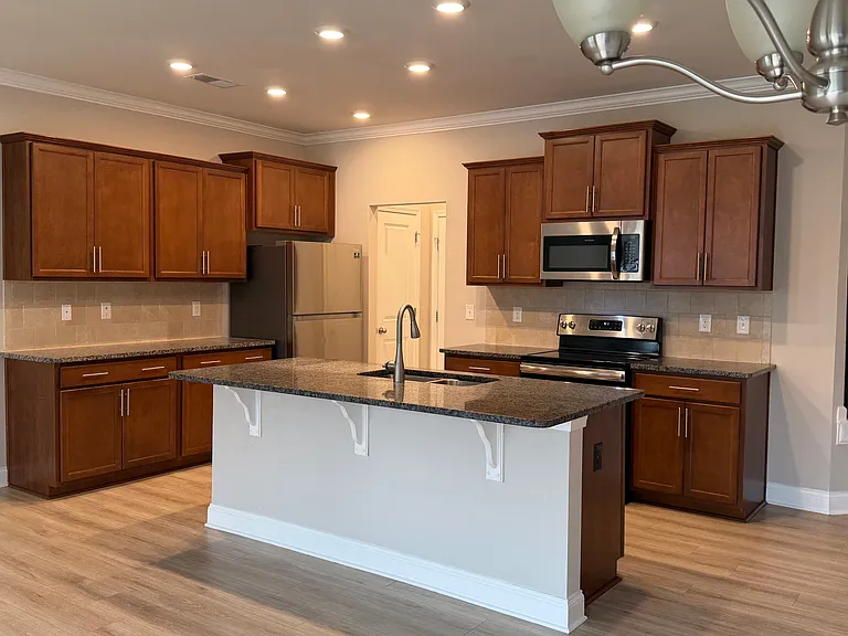 309 Yellow Fox Rd — Photo 5