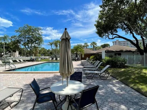2601 S Course Dr APT 311, Pompano Beach, FL 33069