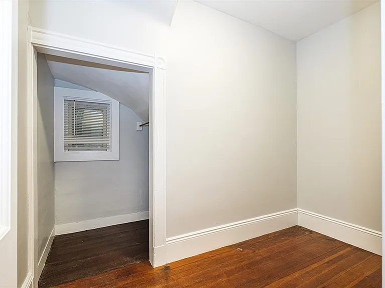 7 Mulford St #1 — Photo 7