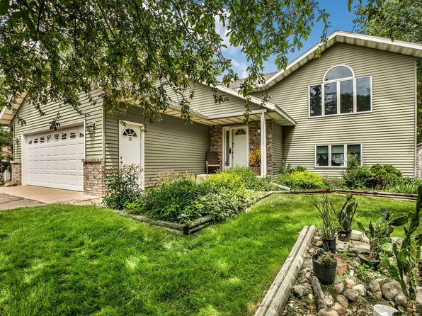 9900 W Lake Ct, Rice, MN 56367