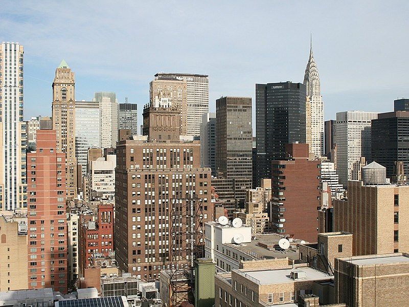 1st image of 325 5th Ave APT 35D