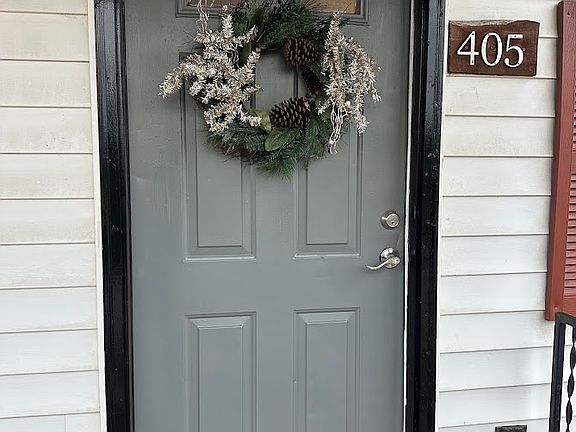 Welcome home to 405 Toney Rd