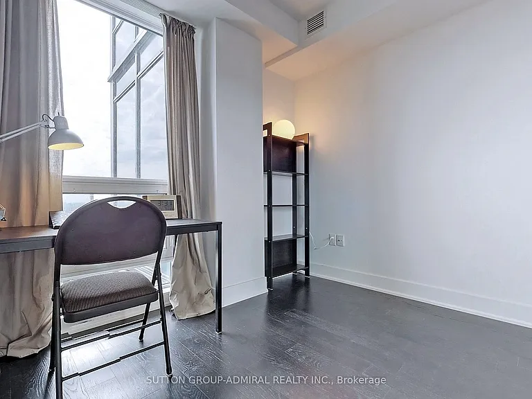 955 Bay St #3306 — Photo 18