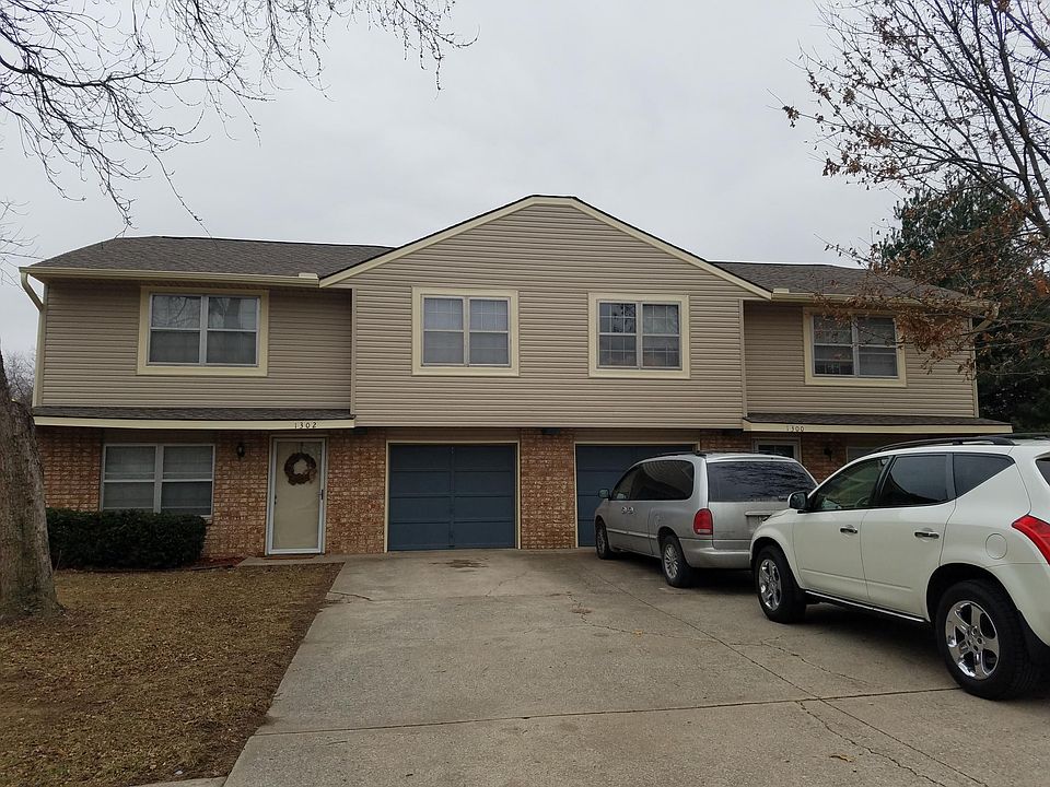 1st image of 1613 NW Cardiff Dr