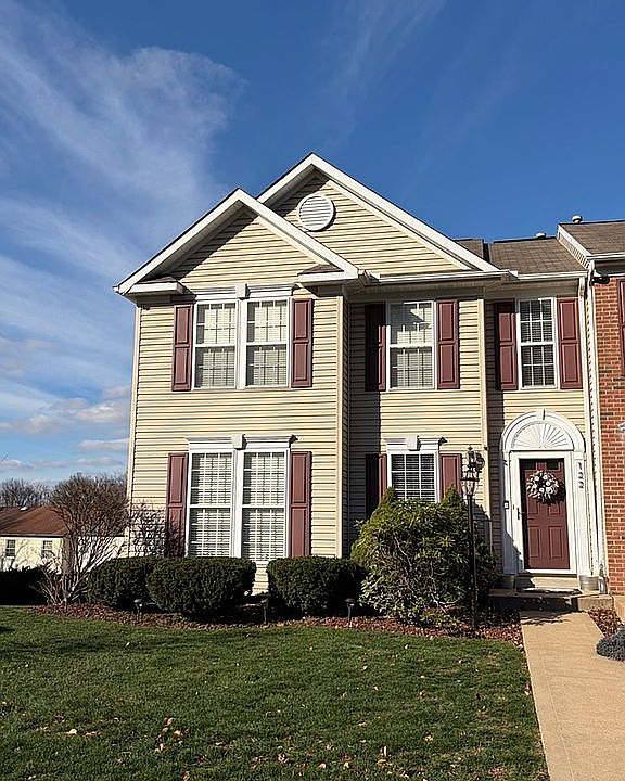 1st image of 122 Unity Sq