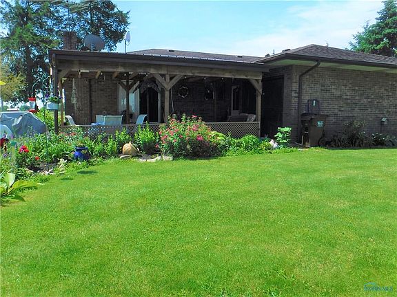 3rd image of 8106 County Road H