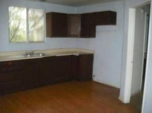 2nd image of 3934 Fort Dr
