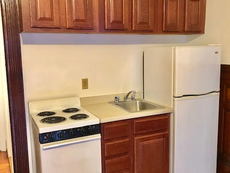 1077 Beacon St #2 — Photo 6