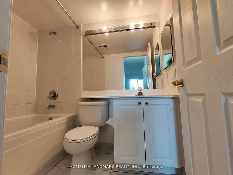 8 Hillcrest Ave #1711 — Photo 11