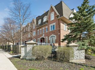 3055 Elmcreek Rd #13, Mississauga, ON L5B4J9