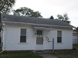 2206 E 24th St, Des Moines, IA 50317