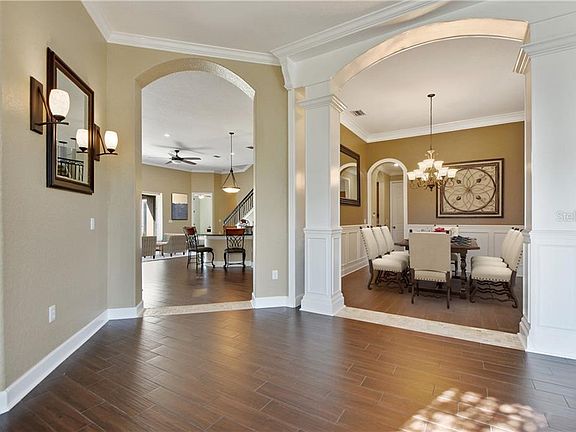 4th image of 19100 Majestic St