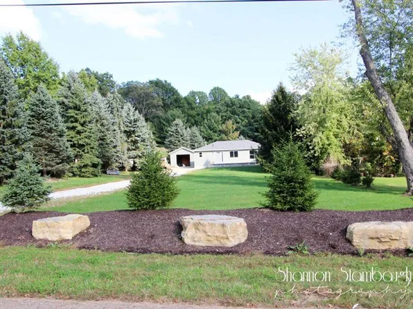 7010 Hillway Ave NW, North Canton, OH 44720