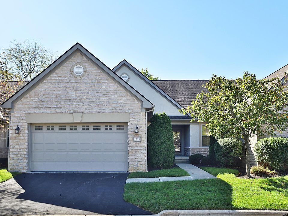 1st image of 1021 Starlight Ln