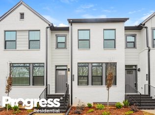 1056 Hannover Park Rd, Sandy Springs, GA 30350