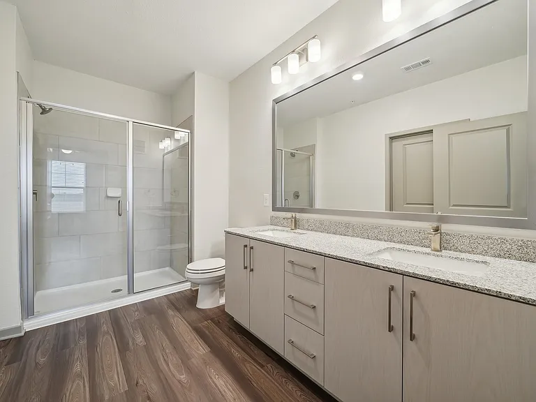 Brio Parc Apartments & Townhomes — Photo 21