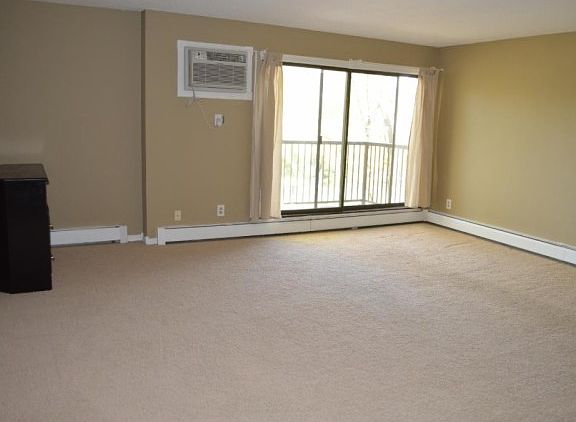 4th image of 7300 York Ave S #2013