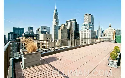 Rented by R New York