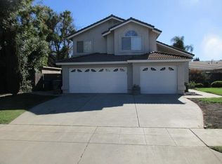 2294 Roberts Ave, Clovis, CA 93611